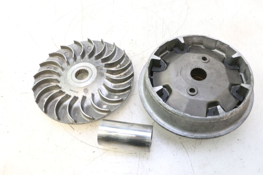 photo de VARIADOR GILERA GP 800 (2007 - 2013) - Primer plano de alta resolución