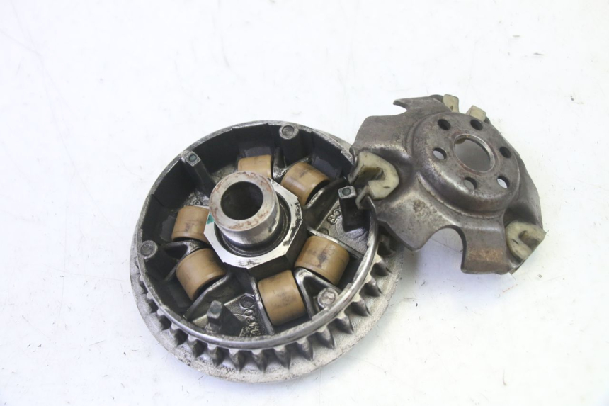 photo de VARIADOR KYMCO GRAND DINK 125 (2008 - 2014) - Otra perspectiva