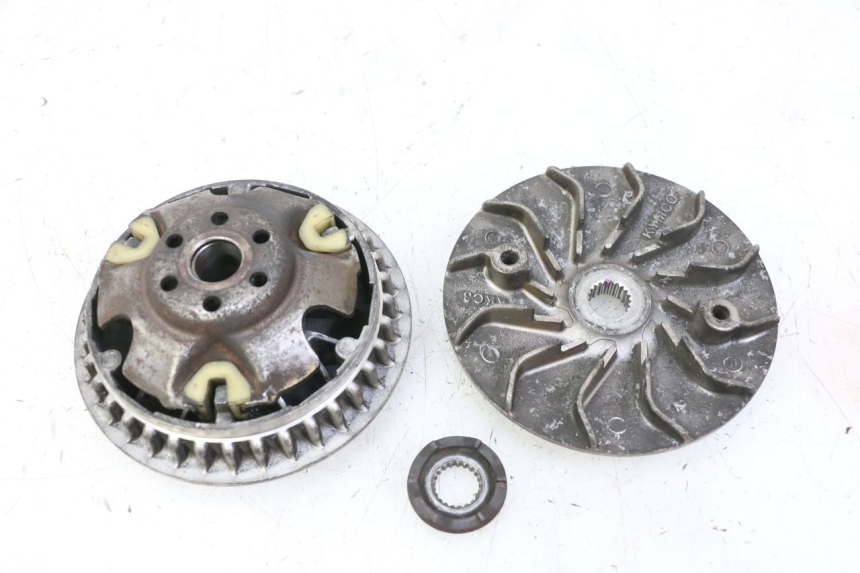 photo de VARIADOR KYMCO GRAND DINK 125 (2002 - 2007) - Otra perspectiva