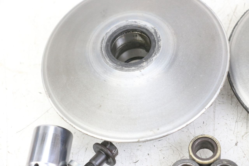 photo de VARIADOR HONDA SH i 300 (2015 - 2020) - Detalles de los puntos de fijación