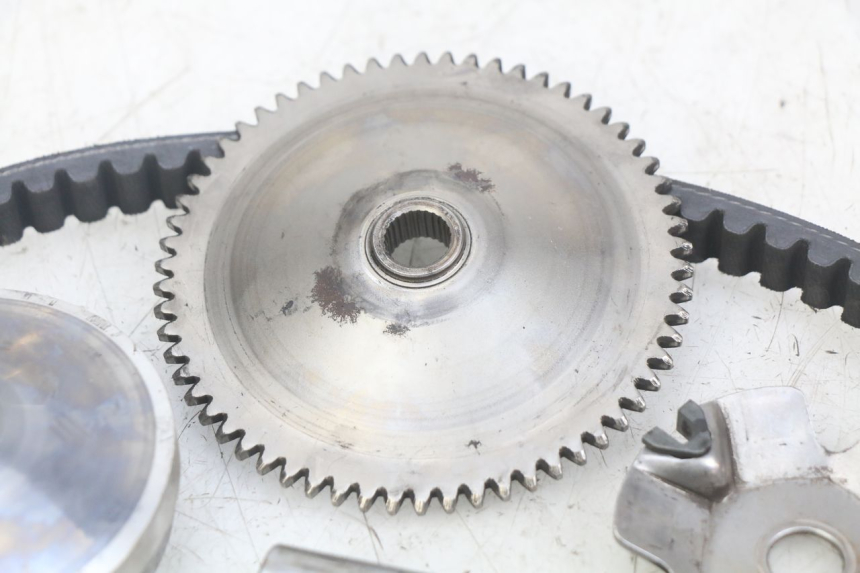 photo de VARIADOR SYM JET SPORT XR 50 (2006 - 2015) - Detalles de los puntos de fijación