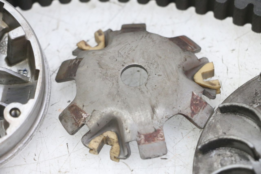 photo de VARIADOR PEUGEOT KISBEE 2T 50 (2018 - 2022) - Foto de producto adicional