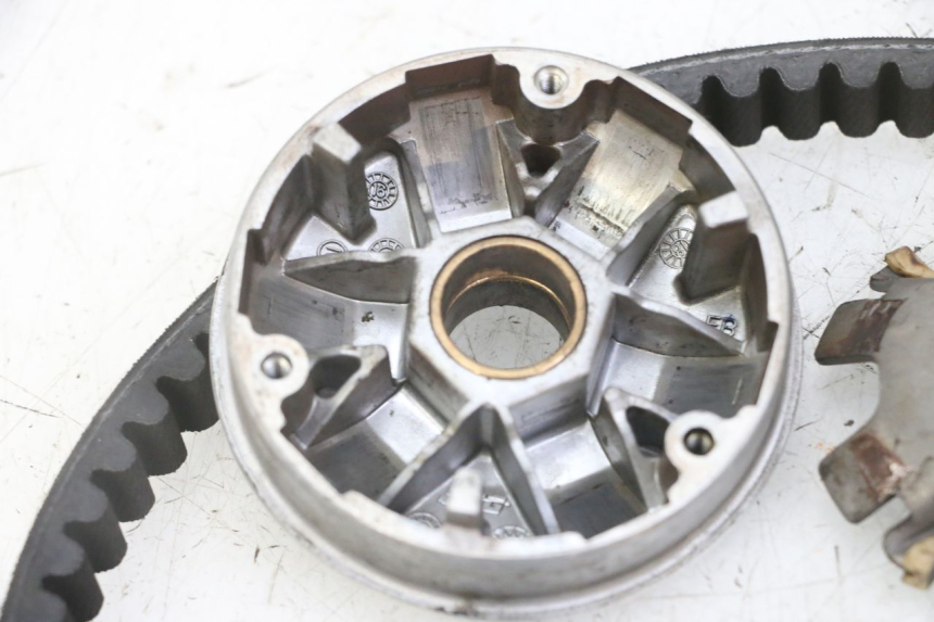 photo de VARIADOR PEUGEOT KISBEE 2T 50 (2018 - 2022) - Inspección visual detallada