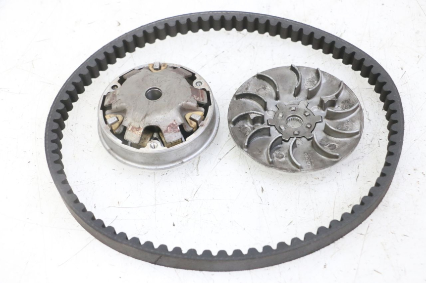 photo de VARIADOR PEUGEOT KISBEE 2T 50 (2018 - 2022) - Otra perspectiva