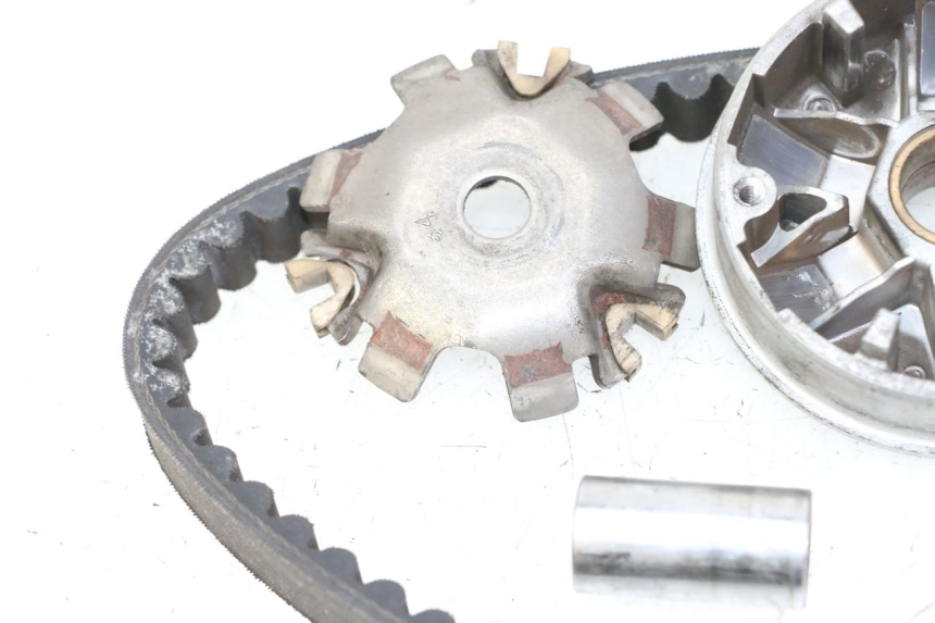 photo de VARIADOR PEUGEOT KISBEE 2T 50 (2010 - 2017) - Recambio usado revisado