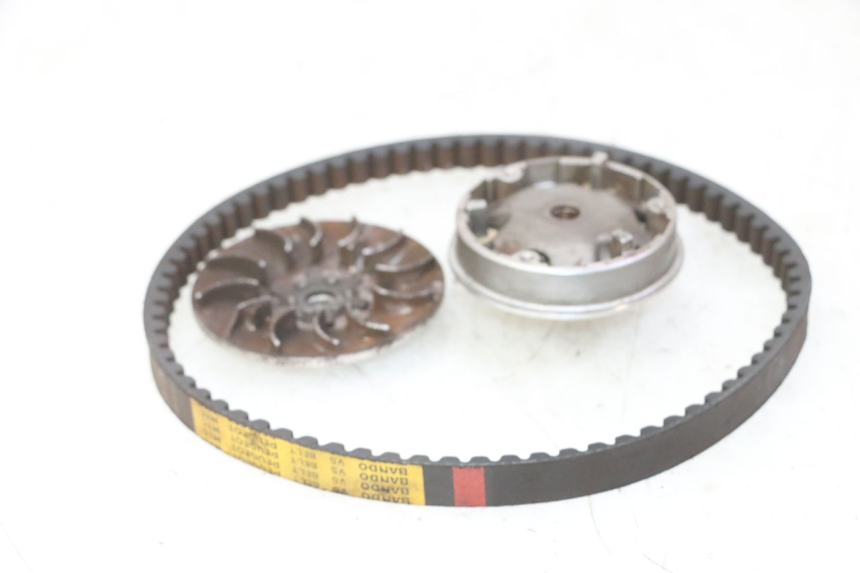 photo de VARIADOR PEUGEOT KISBEE 2T 50 (2010 - 2017) - Detalle de la pieza