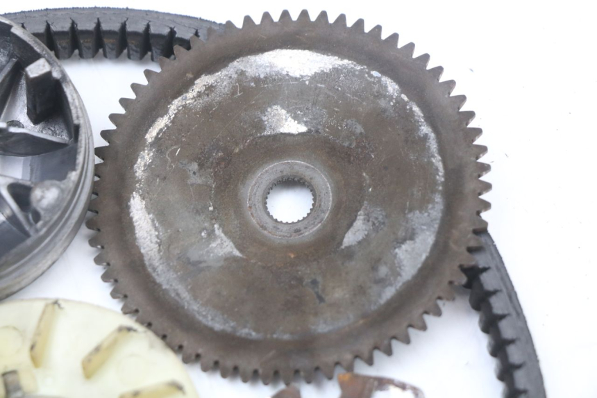 photo de VARIADOR PEUGEOT KISBEE 4T 50 (2018 - 2022) - Otra perspectiva