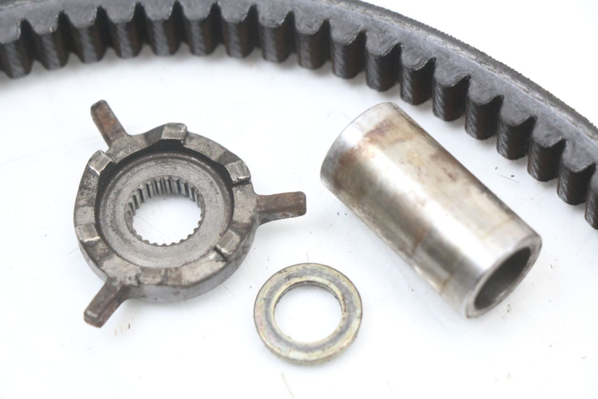 photo de VARIADOR PEUGEOT KISBEE 4T 50 (2018 - 2022) - Recambio usado revisado