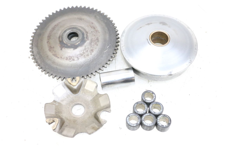 photo de VARIADOR PEUGEOT KISBEE 4T 50 (2010 - 2017) - Detalles de los puntos de fijación