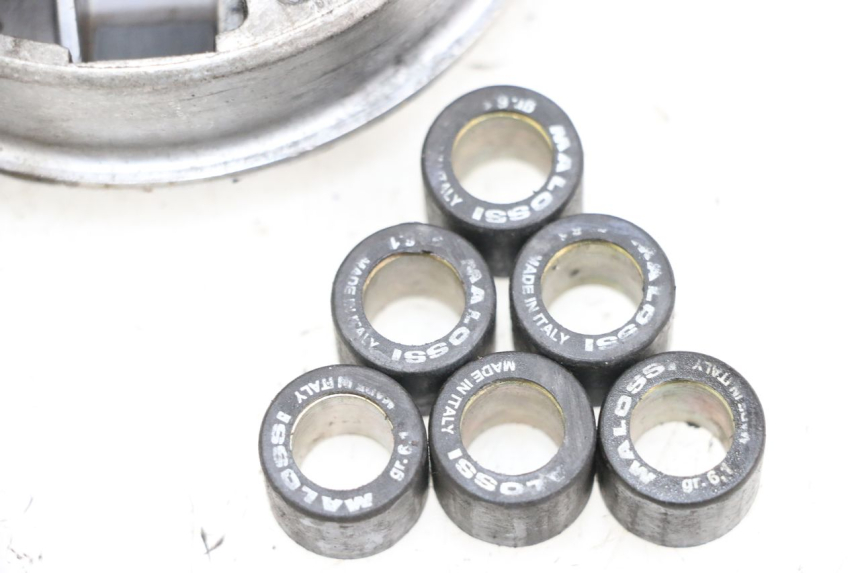 photo de VARIADOR PEUGEOT KISBEE 4T 50 (2010 - 2017) - Estado de la superficie y material