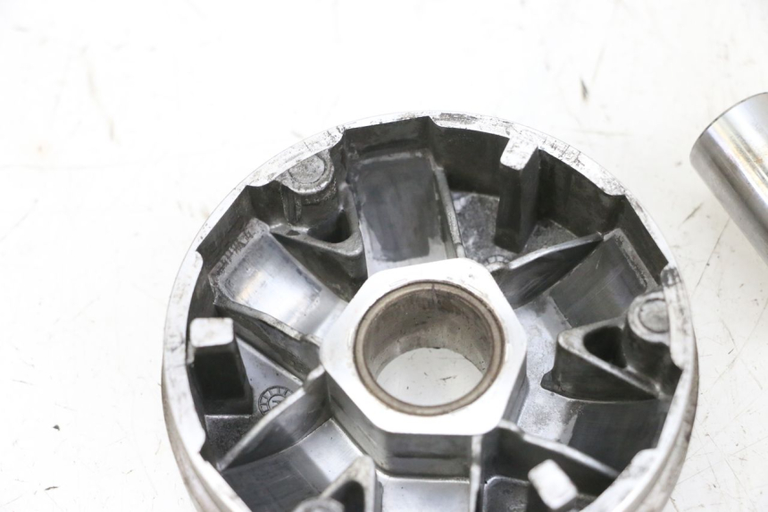 photo de VARIADOR PEUGEOT KISBEE 4T 50 (2010 - 2017) - Detalle de la pieza