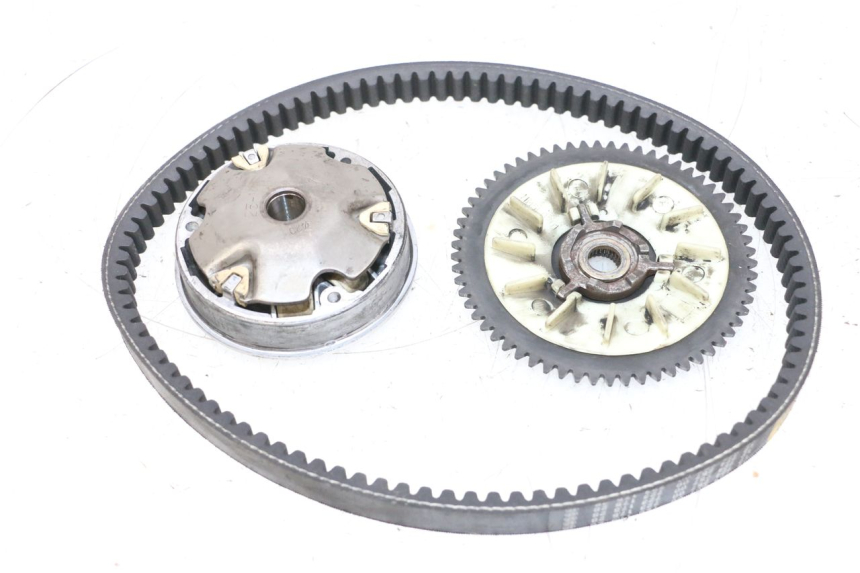 photo de VARIADOR PEUGEOT KISBEE 4T 50 (2018 - 2022) - Detalle de la pieza