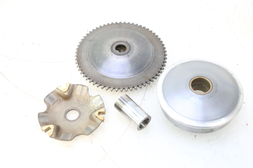 photo de VARIADOR PEUGEOT KISBEE 4T 50 (2010 - 2017) - Estado de la superficie y material