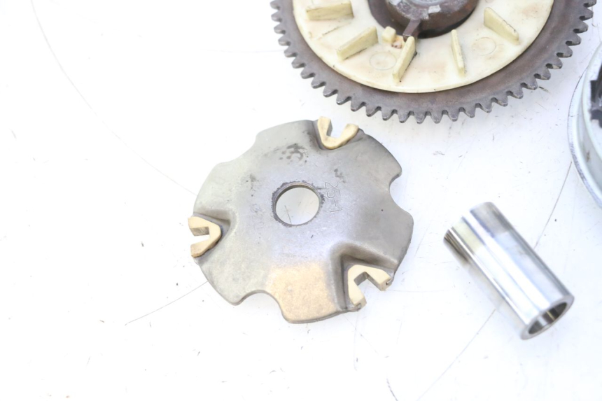 photo de VARIADOR PEUGEOT KISBEE 4T 50 (2010 - 2017) - Recambio usado revisado