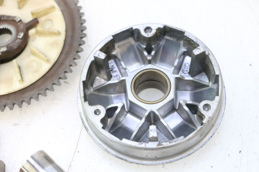 photo de VARIADOR PEUGEOT KISBEE 4T 50 (2010 - 2017) - Marcados y referencias originales
