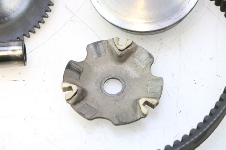 photo de VARIADOR PEUGEOT KISBEE 4T 50 (2023 - 2026) - Vista general del producto