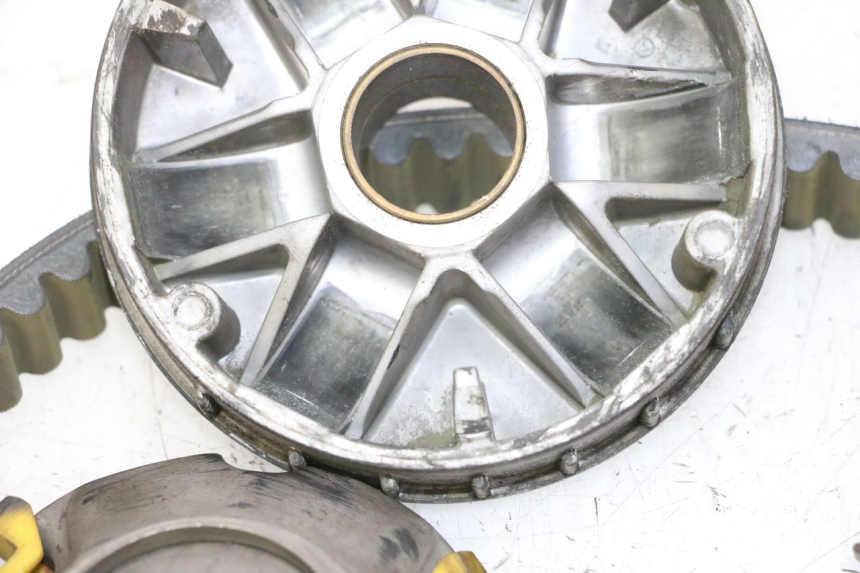 photo de VARIADOR PIAGGIO LIBERTY 125 (1998 - 2008) - Zoom sobre los componentes