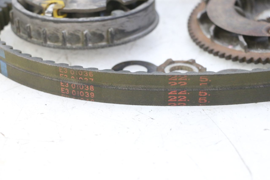 photo de VARIADOR PIAGGIO LIBERTY 125 (1998 - 2008) - Zoom estado de uso