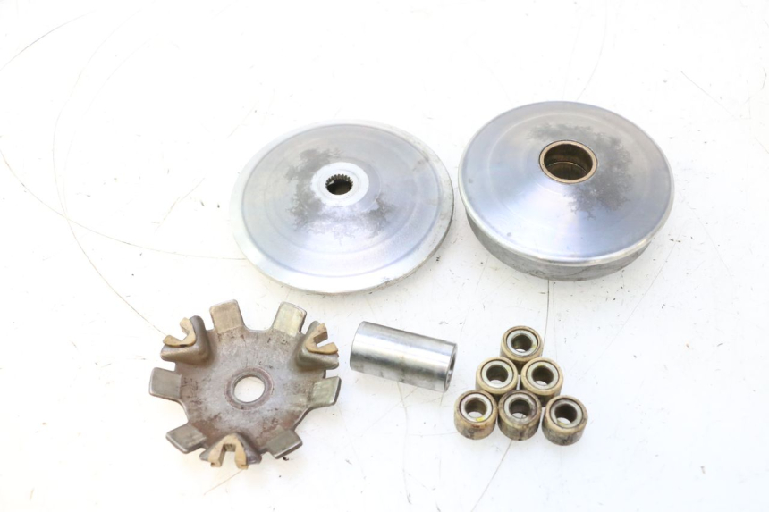 photo de VARIADOR PEUGEOT LUDIX ONE 50 (2004 - 2013) - Detalles de los puntos de fijación