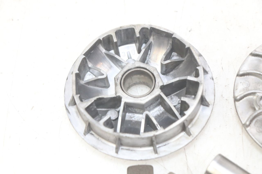 photo de VARIADOR SYM MIO 50 (2011 - 2017) - Marcados y referencias originales