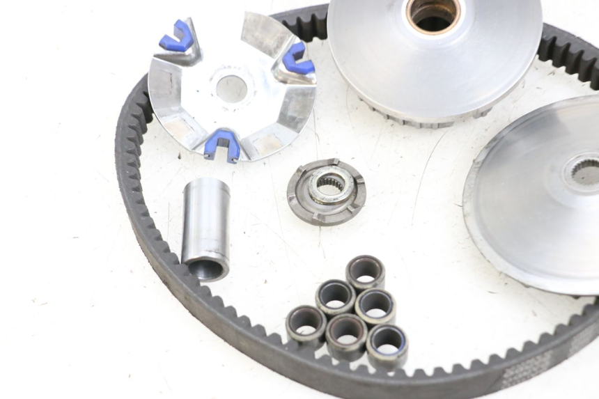 photo de VARIADOR SYM MIO 50 (2005 - 2010) - Otra perspectiva