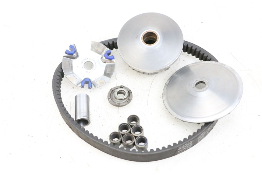 photo de VARIADOR SYM MIO 50 (2005 - 2010) - Detalles de los puntos de fijación