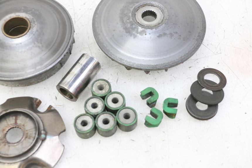 photo de VARIADOR PIAGGIO MP3 RL 250 (2006 - 2010) - Detalles de los puntos de fijación