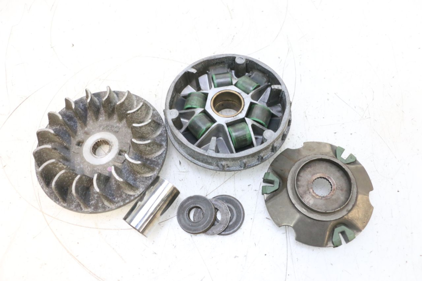 photo de VARIADOR PIAGGIO MP3 RL 250 (2006 - 2010) - Primer plano técnico