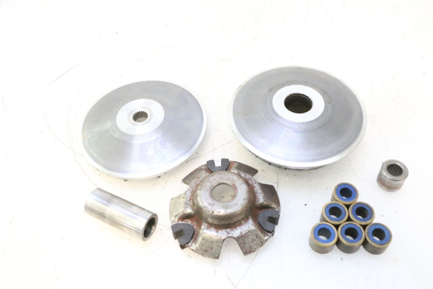 photo de VARIADOR KYMCO MXU R 250 (2004 - 2010) - Detalles de los puntos de fijación