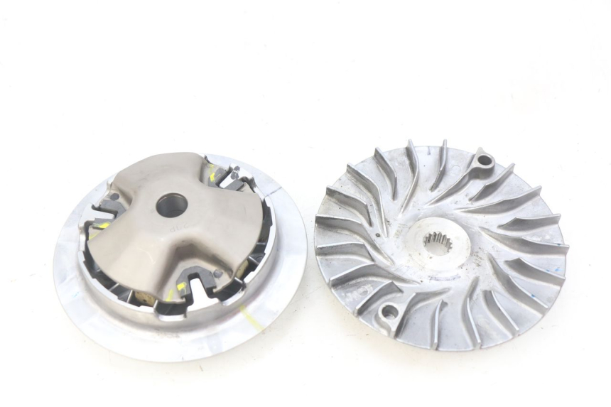 photo de VARIADOR YAMAHA N-MAX NMAX 125 (2017 - 2020) - Detalle de la pieza