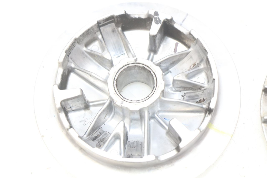 photo de VARIADOR YAMAHA N-MAX NMAX 125 (2017 - 2020) - Estado de la superficie y material