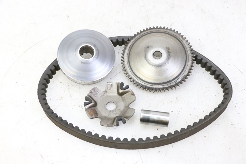 photo de VARIADOR KYMCO LIKE 4T 50 (2019 - 2025) - Detalles de los puntos de fijación