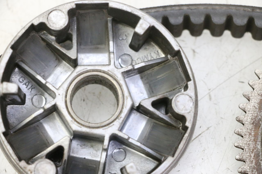 photo de VARIADOR KYMCO LIKE 4T 50 (2019 - 2025) - Estado de la superficie y material