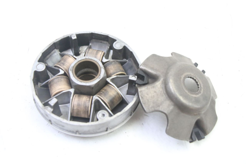 photo de VARIADOR PIAGGIO NEW TYPHOON 50 (2018 - 2021) - Primer plano técnico