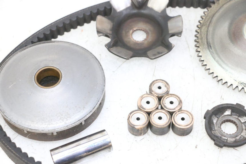 photo de VARIADOR PIAGGIO NEW TYPHOON 50 (2010 - 2017) - Otra perspectiva