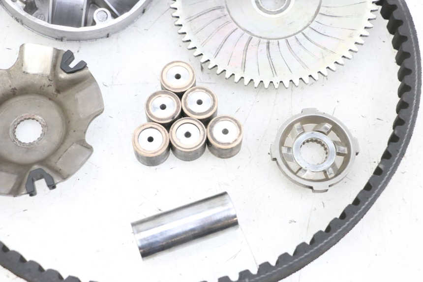 photo de VARIADOR PIAGGIO NEW TYPHOON 50 (2018 - 2021) - Recambio usado revisado