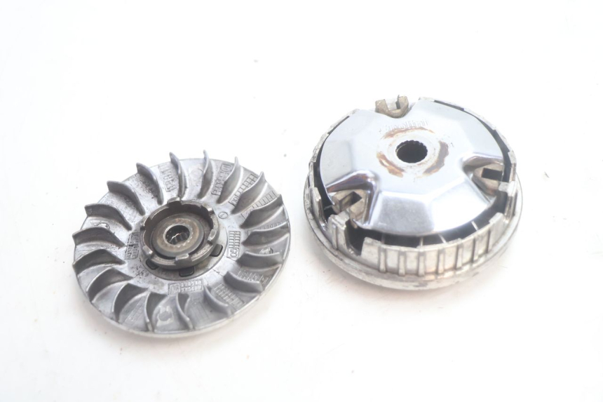 photo de VARIADOR MBK NITRO 50 (2004 - 2008) - Detalles de los puntos de fijación