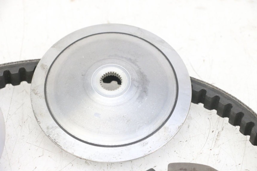 photo de VARIADOR SYM ORBIT 2 4T 50 (2008 - 2017) - Primer plano técnico