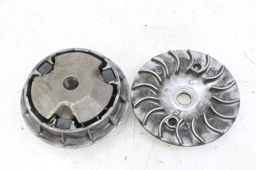 photo de VARIADOR SYM ORBIT III 3 4T 50 (2018 - 2021) - Zoom estado de uso