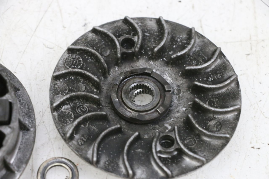 photo de VARIADOR SYM ORBIT III 3 4T 50 (2018 - 2021) - Zoom estado de uso