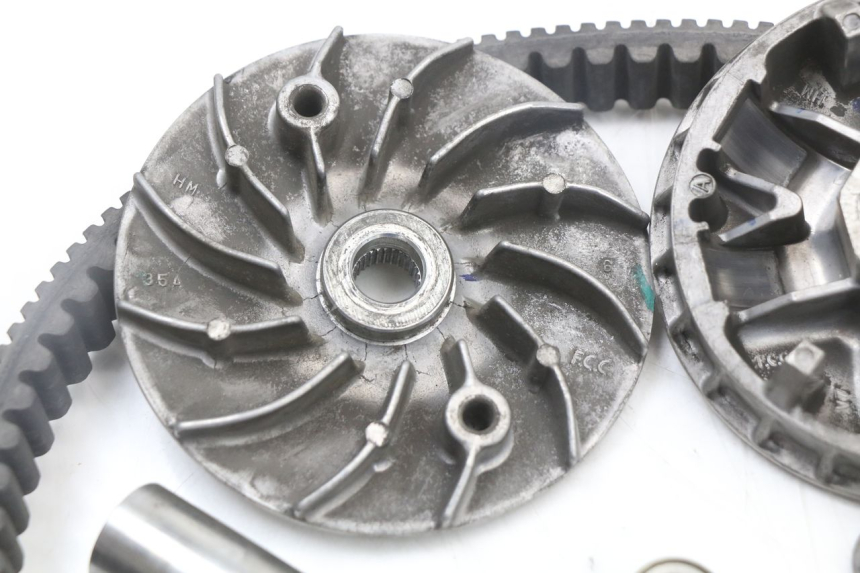 photo de VARIADOR HONDA PCX (JF47) 125 (2012 - 2013) - Zoom estado de uso