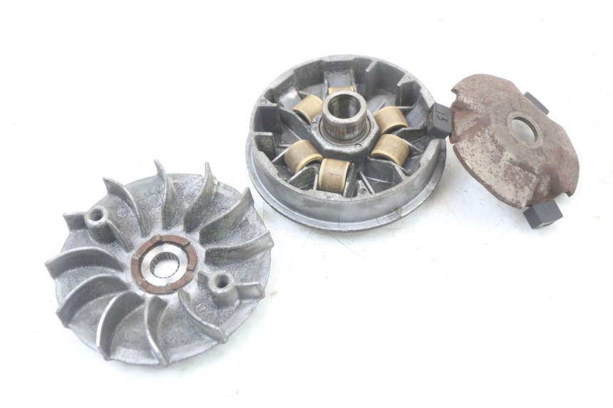 photo de VARIADOR PEUGEOT DJANGO 125 (2014 - 2017) - Detalle de la pieza