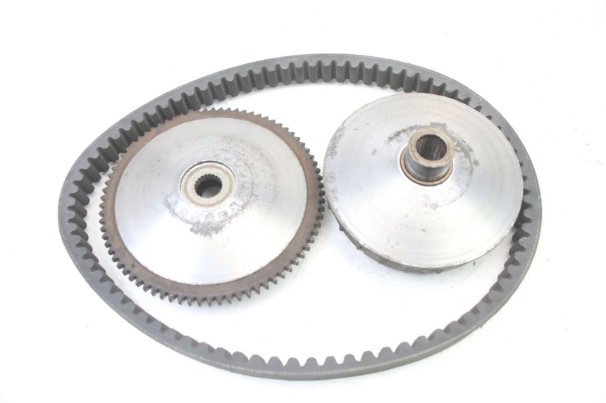 photo de VARIADOR PIAGGIO VESPA GRANTURISMO 125 (2003 - 2007) - Primer plano técnico