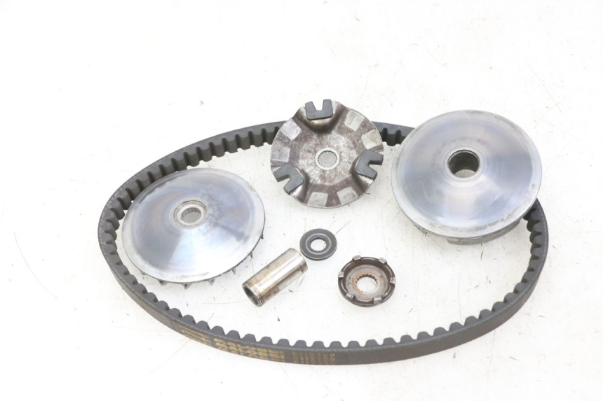 photo de VARIADOR APRILIA RALLY AC 50 (1995 - 2004) - Primer plano técnico