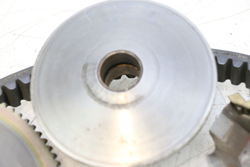 photo de VARIADOR PEUGEOT SATELIS COMPRESSOR K15 125 (2006 - 2009) - Primer plano técnico