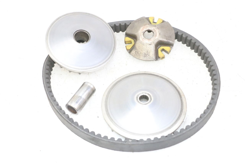 photo de VARIADOR PEUGEOT SATELIS 125 (2013 - 2018) - Detalles de los puntos de fijación