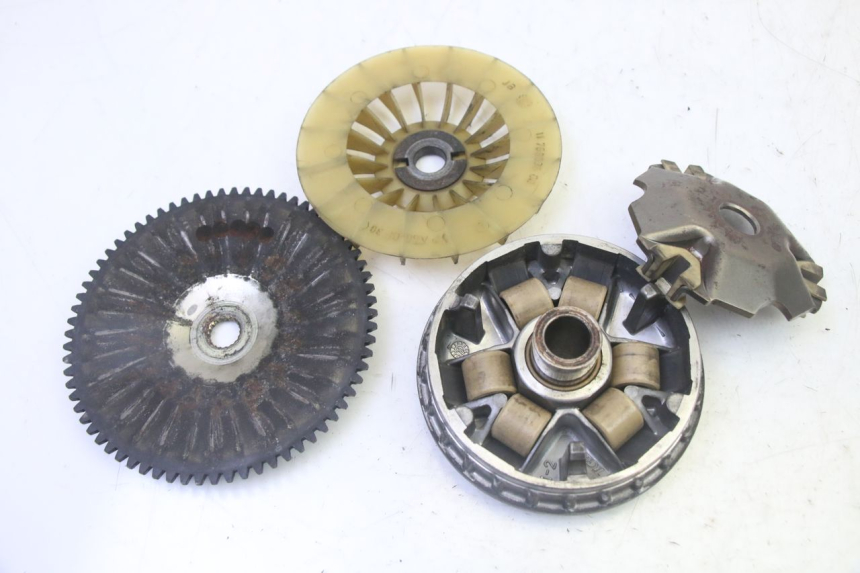 photo de VARIADOR PEUGEOT SATELIS 125 (2006 - 2009) - Zoom estado de uso