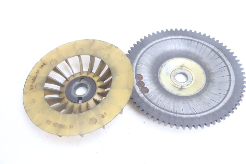 photo de VARIADOR PEUGEOT SATELIS 125 (2006 - 2009) - Primer plano técnico