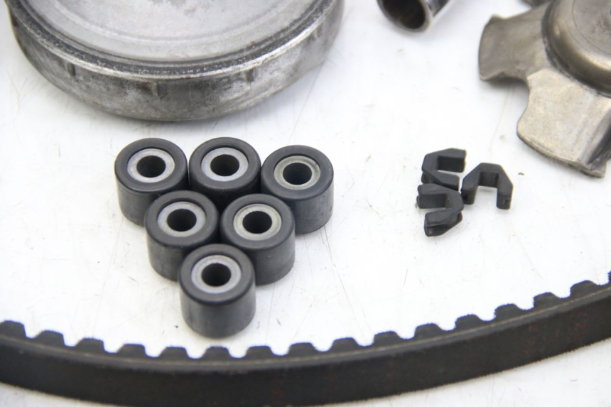 photo de VARIADOR APRILIA SCARABEO 4T 50 (2009 - 2017) - Características distintivas