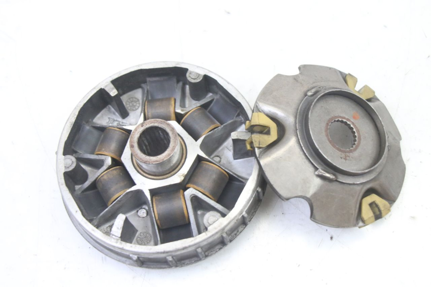 photo de VARIADOR APRILIA SCARABEO GT TOURING 125 (1999 - 2005) - Otra perspectiva